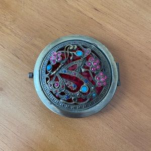 Decorative makeup mirror